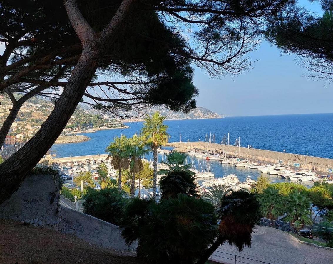 Magici Ricordi-Bordighera Buitenkant foto